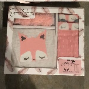 Jessica Simpson 6/9 month outfit